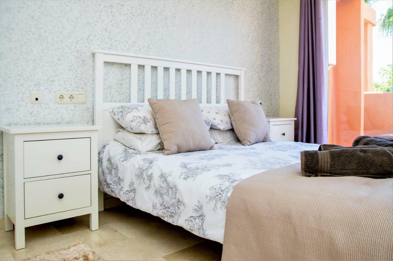 Free One Bedroom Retreat In Elviria Marbella Bagian luar foto