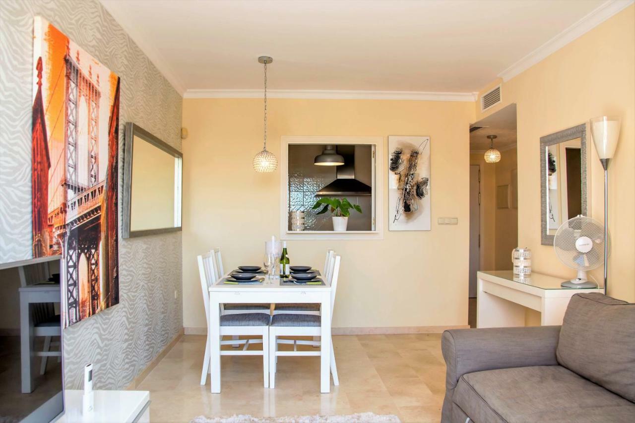 Free One Bedroom Retreat In Elviria Marbella Bagian luar foto